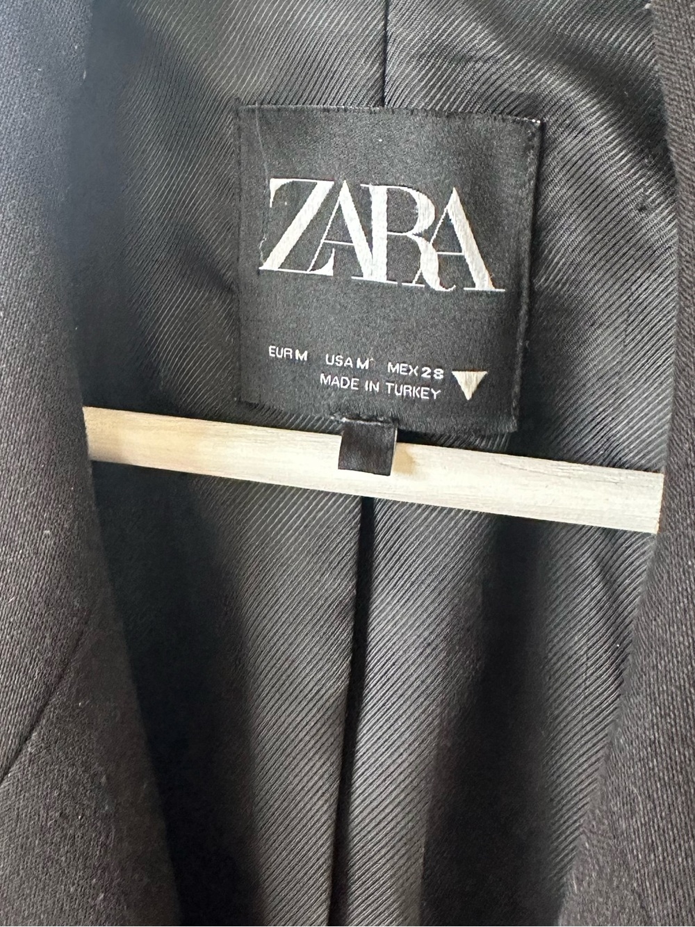Zara black blazer - Picture 2 of 7